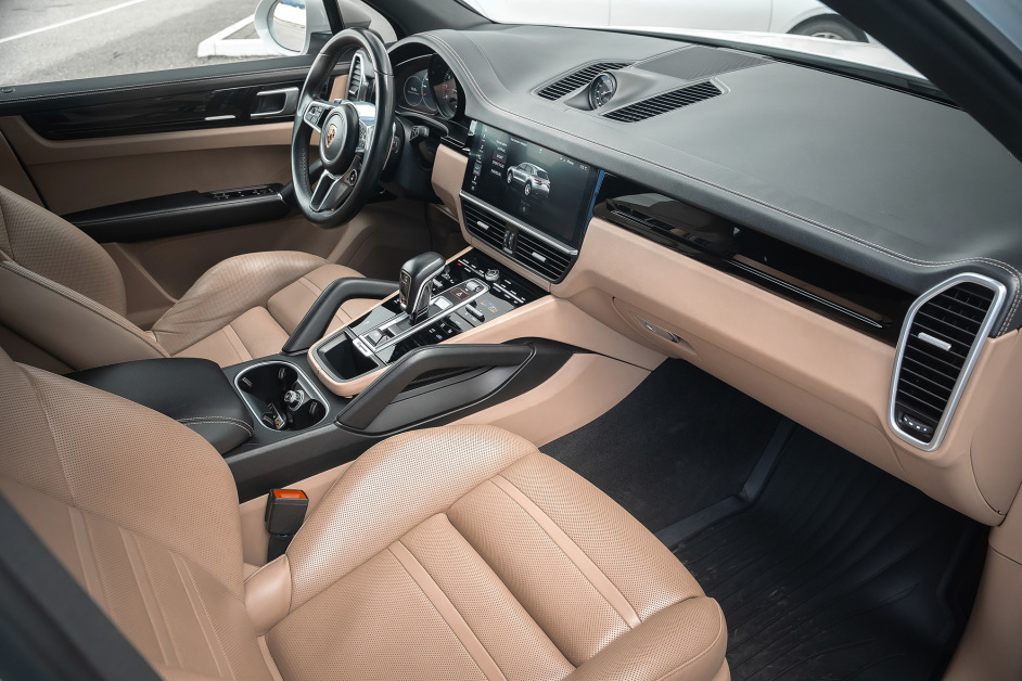 Аренда Porsche Cayenne в Сочи