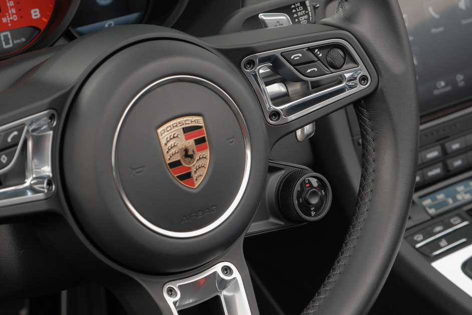Аренда Porsche Boxster  718 GTS в Санкт-Петербурге