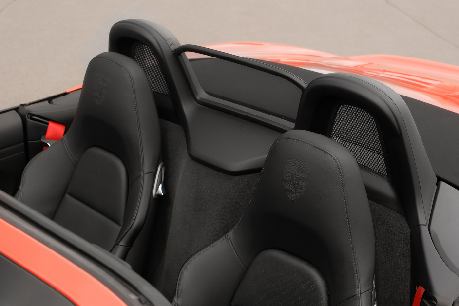 Аренда Porsche Boxster  718 GTS в Санкт-Петербурге