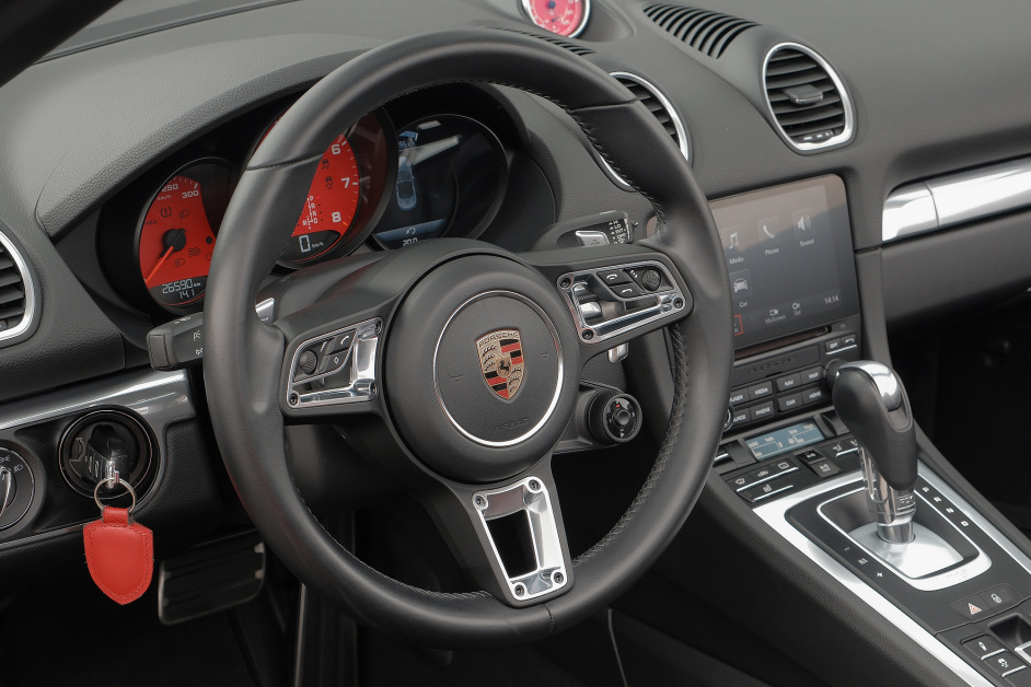 Аренда Porsche Boxster  718 GTS в Санкт-Петербурге