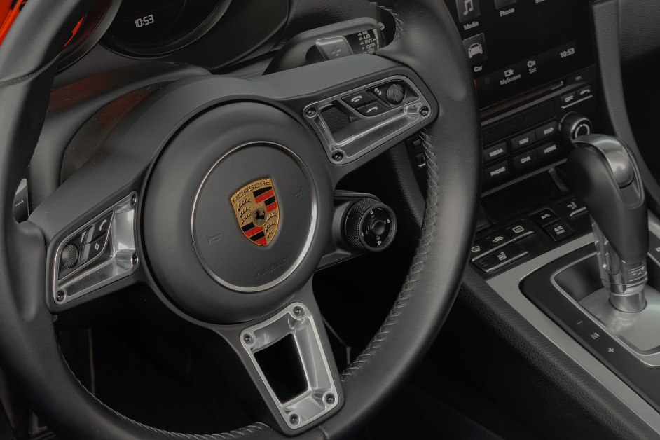 Аренда Porsche Boxster  718 GTS в Санкт-Петербурге