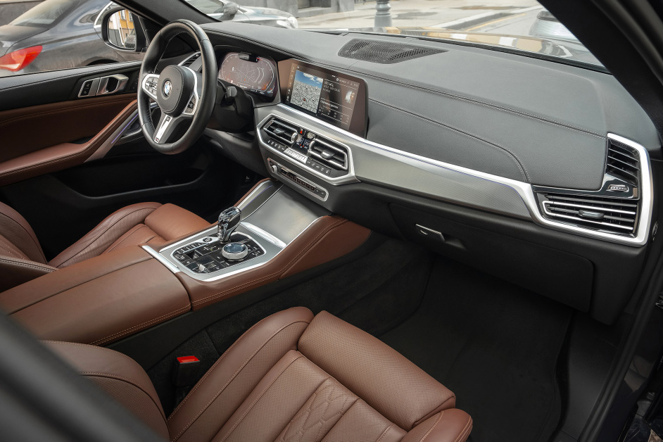 Аренда BMW X6 30d в Москве