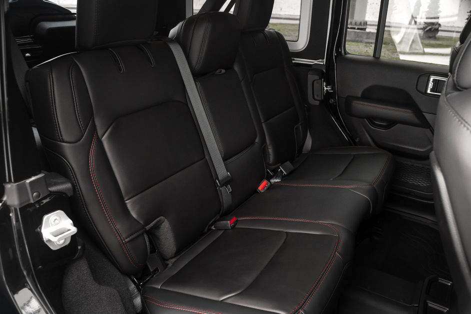 Аренда Jeep Wrangler Rubicon X в Сочи