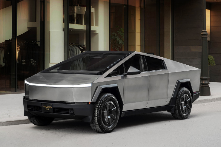 Аренда Tesla Cybertruck Foundation series в Москве