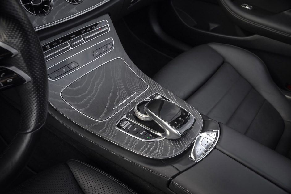 Аренда Mercedes E450 Cabrio в Сочи