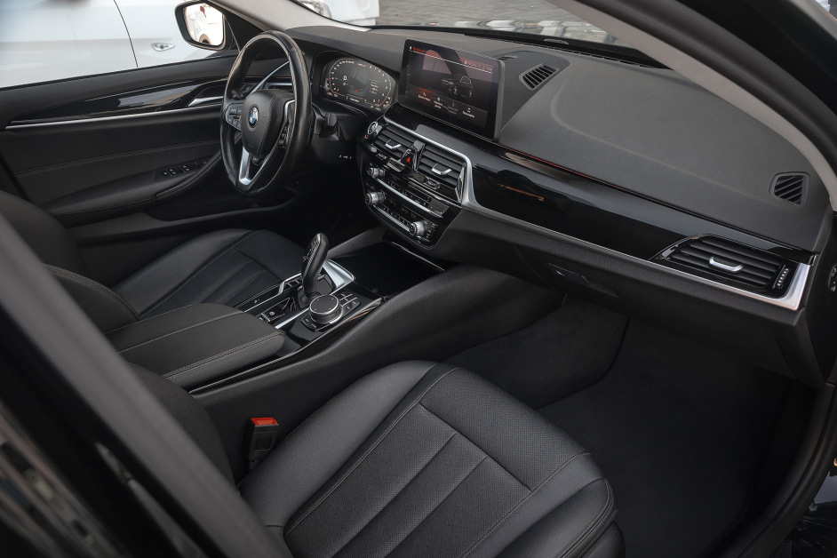Аренда BMW 520d xDrive в Сочи