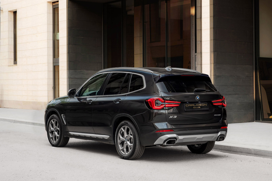 Аренда BMW X3 30i в Москве