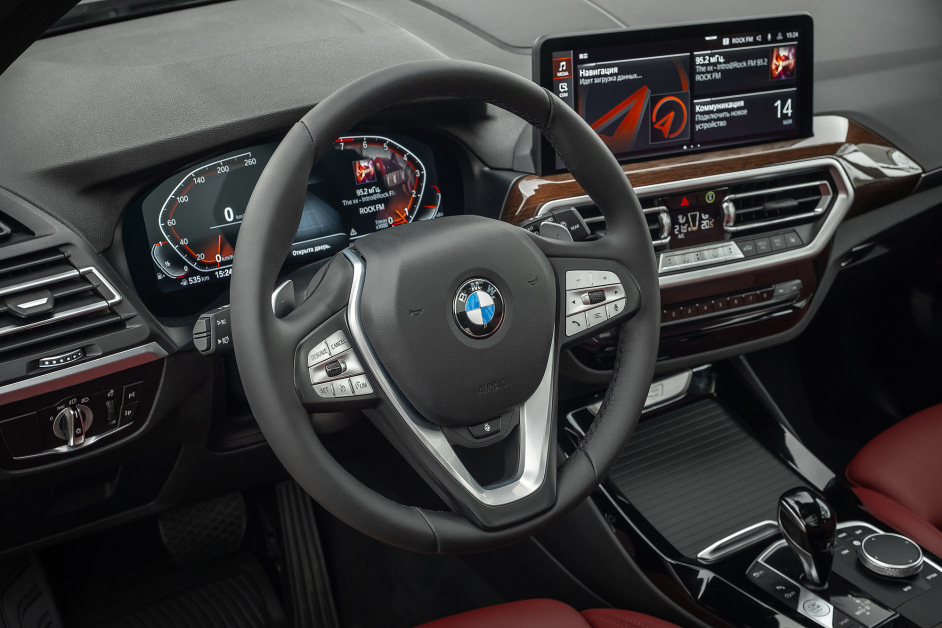 Аренда BMW X3 30i в Москве