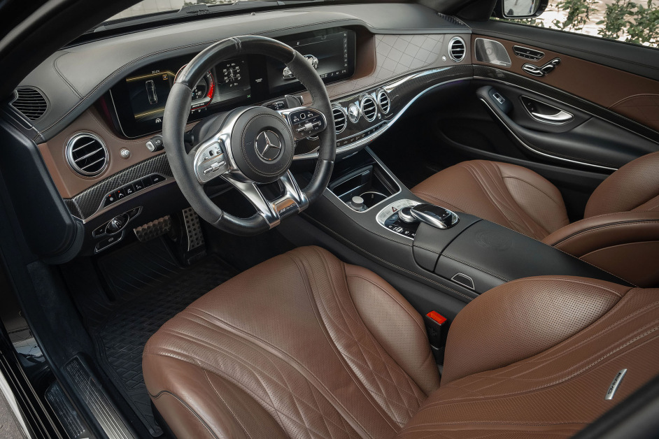 Аренда Mercedes S63 AMG в Москве