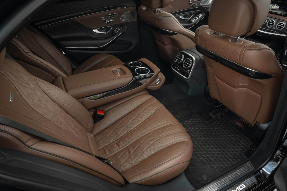 Аренда Mercedes S63 AMG в Москве