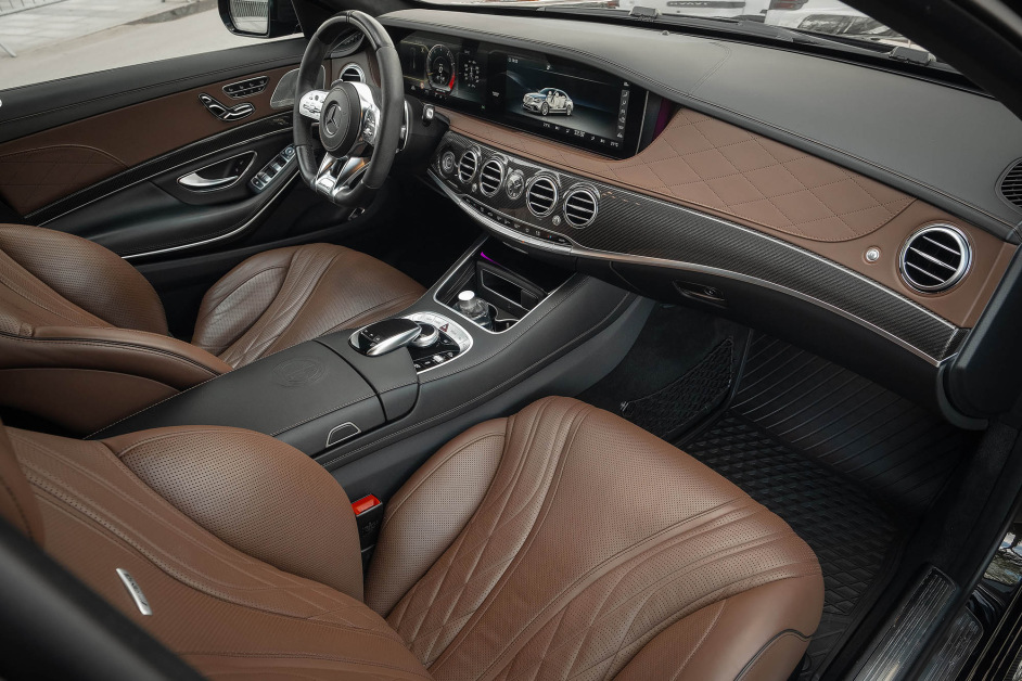 Аренда Mercedes S63 AMG в Москве