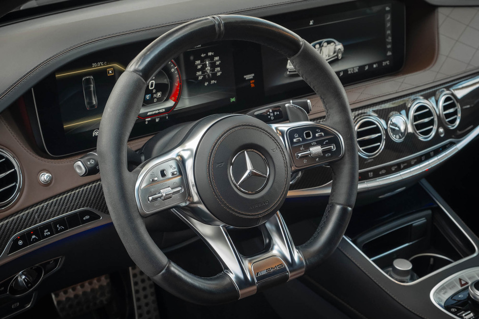Аренда Mercedes S63 AMG в Москве