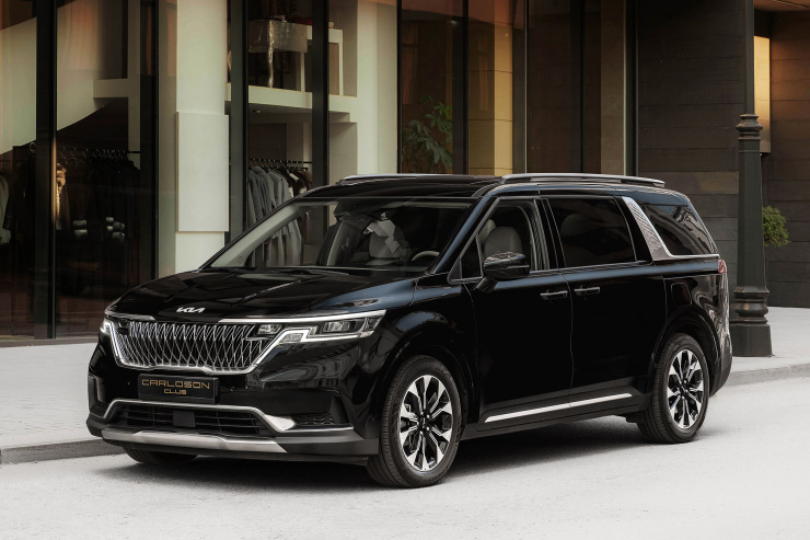 Аренда KIA Carnival в Москве