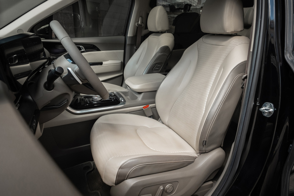 Аренда KIA Carnival в Москве