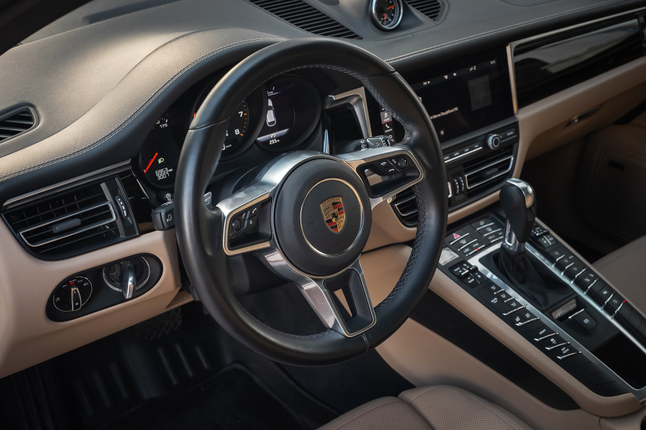 Аренда Porsche Macan в Москве