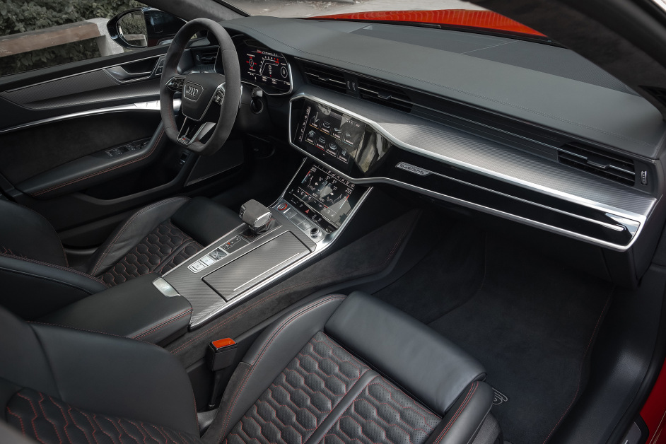 Аренда Audi RS7 в Москве