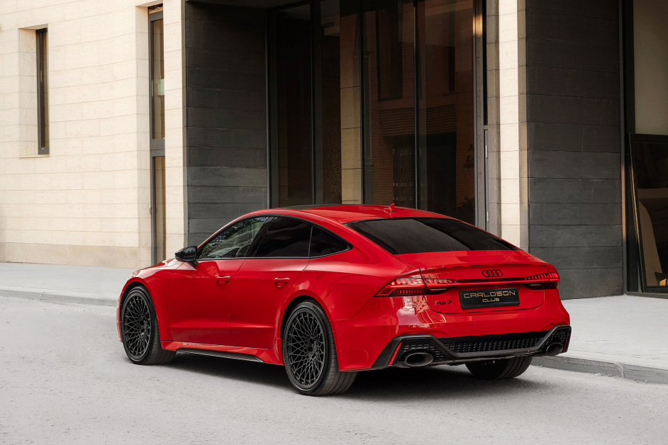 Аренда Audi RS7 в Москве
