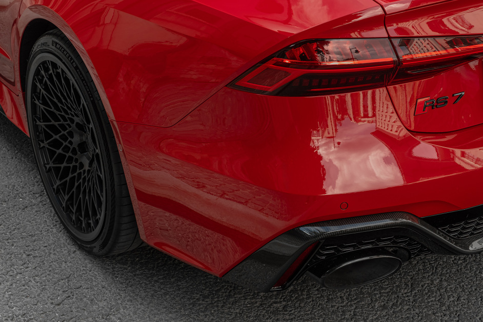 Аренда Audi RS7 в Москве