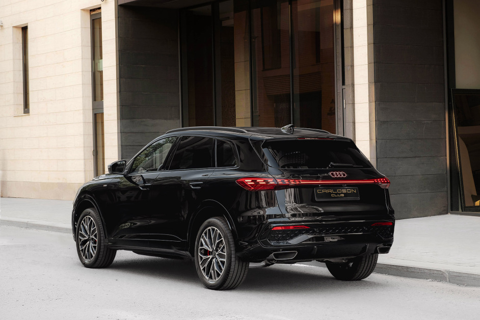 Аренда Audi Q5L в Москве