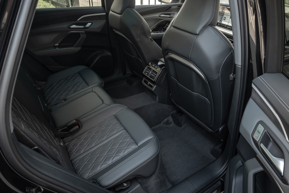 Аренда Audi Q5L в Москве