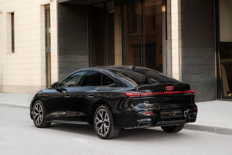 Аренда Audi  в Москве