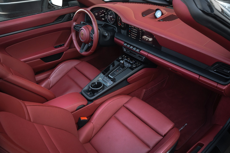 Аренда Porsche Targa 4 GTS в Сочи