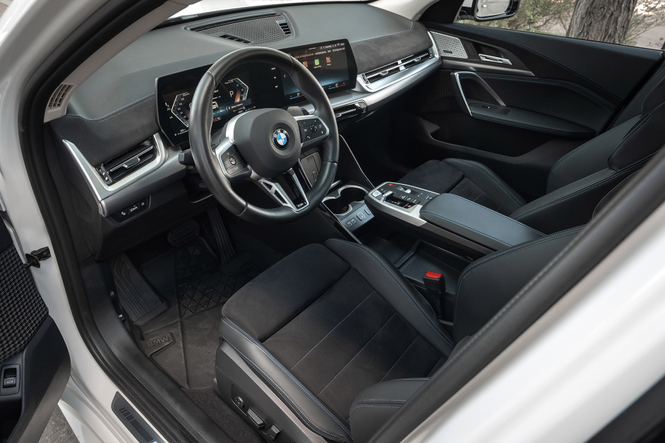 Аренда BMW x2 xDrive 25i в Москве