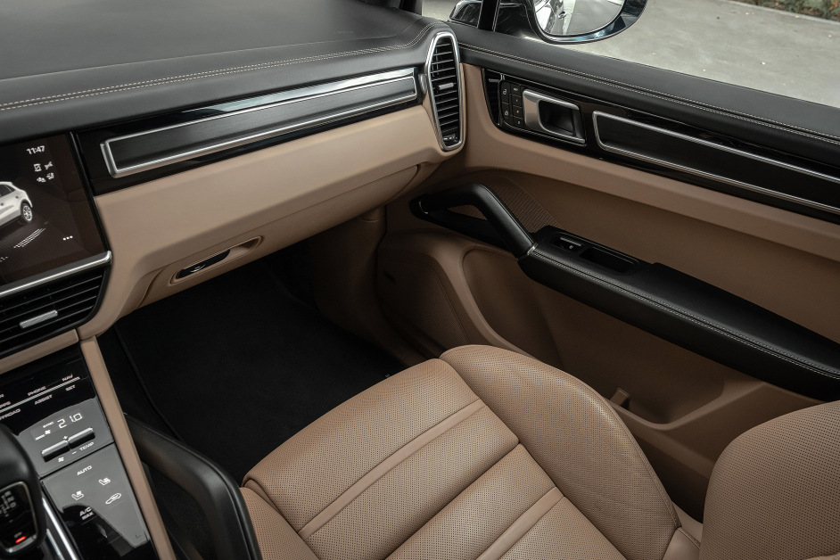Аренда Porsche Cayenne GTS в Москве