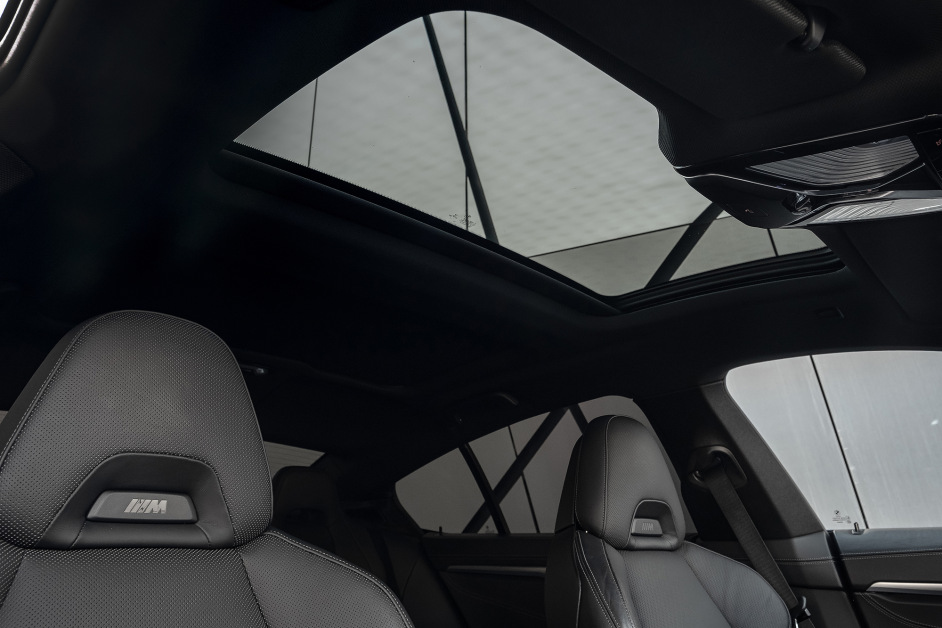 Аренда BMW 840i в Москве