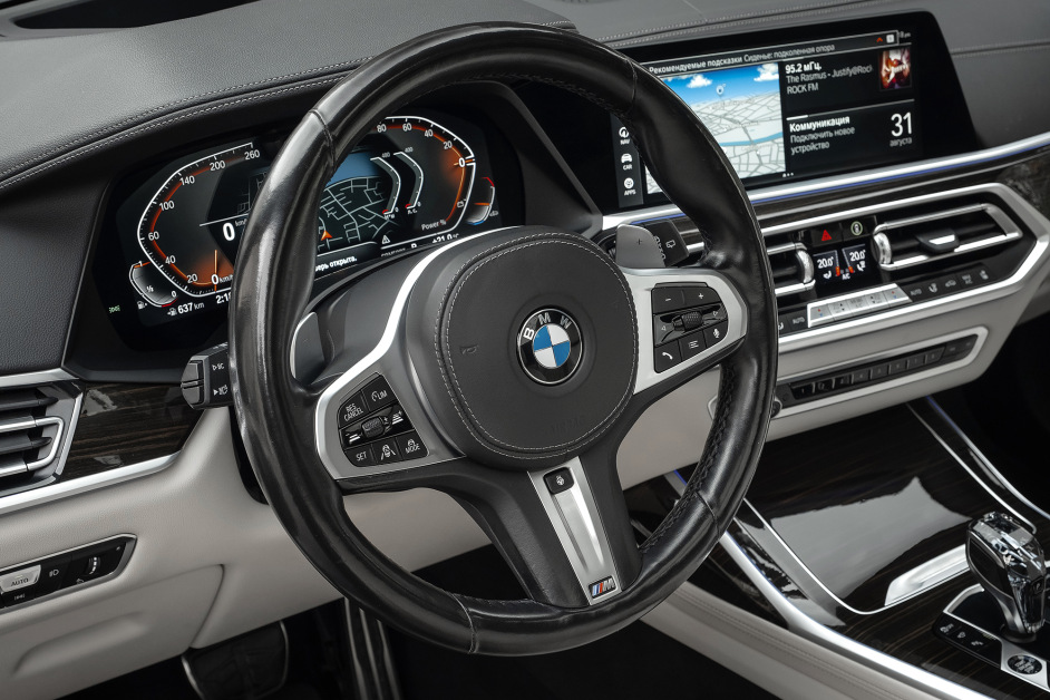 Аренда BMW X4 40i в Москве