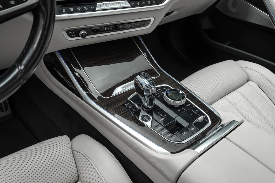Аренда BMW X4 40i в Москве