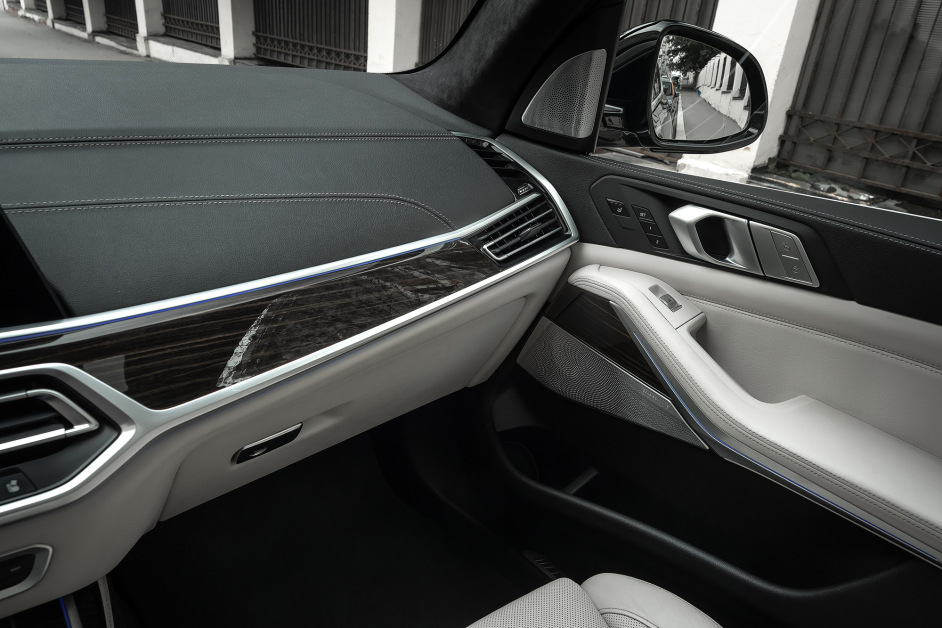 Аренда BMW X4 40i в Москве
