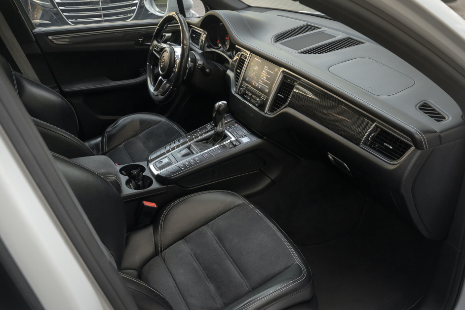 Аренда Porsche Macan GTS в Сочи