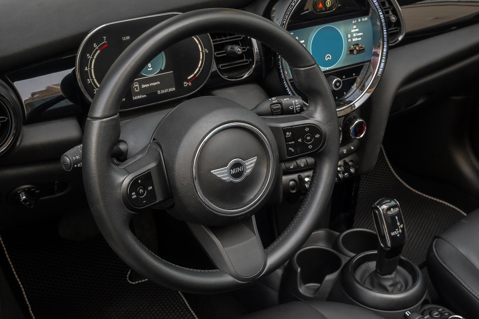 Аренда MINI Cooper Cabrio в Сочи
