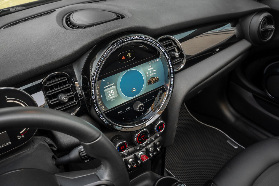 Аренда MINI Cooper Cabrio в Сочи