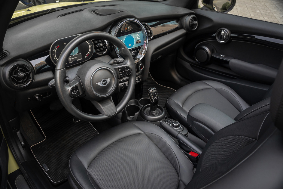 Аренда MINI Cooper Cabrio в Сочи