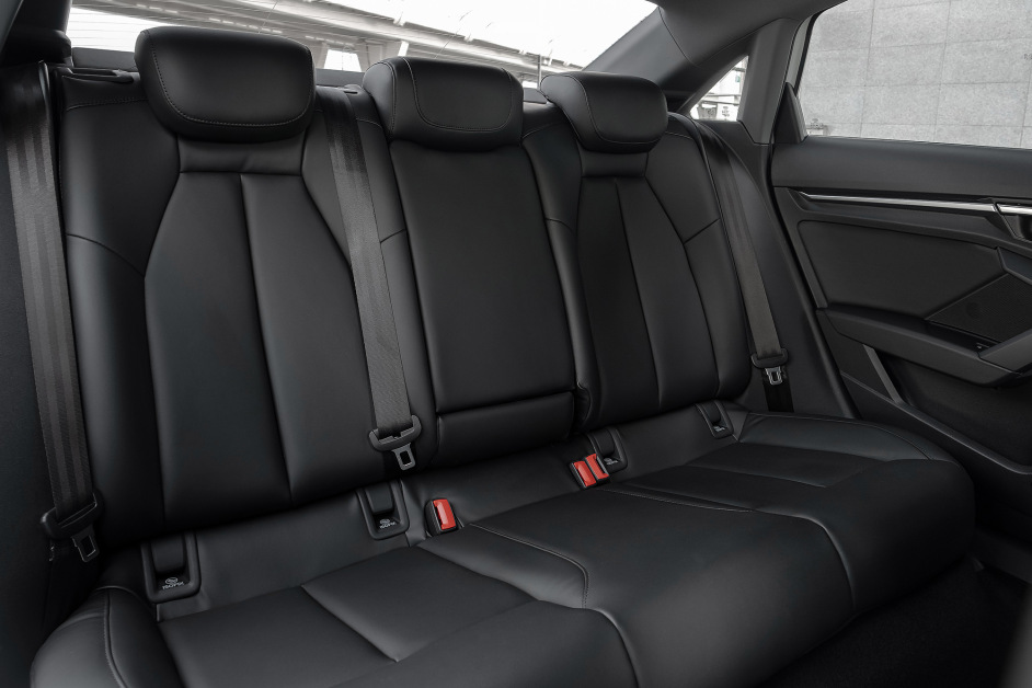 Аренда Audi A3 в Санкт-Петербурге