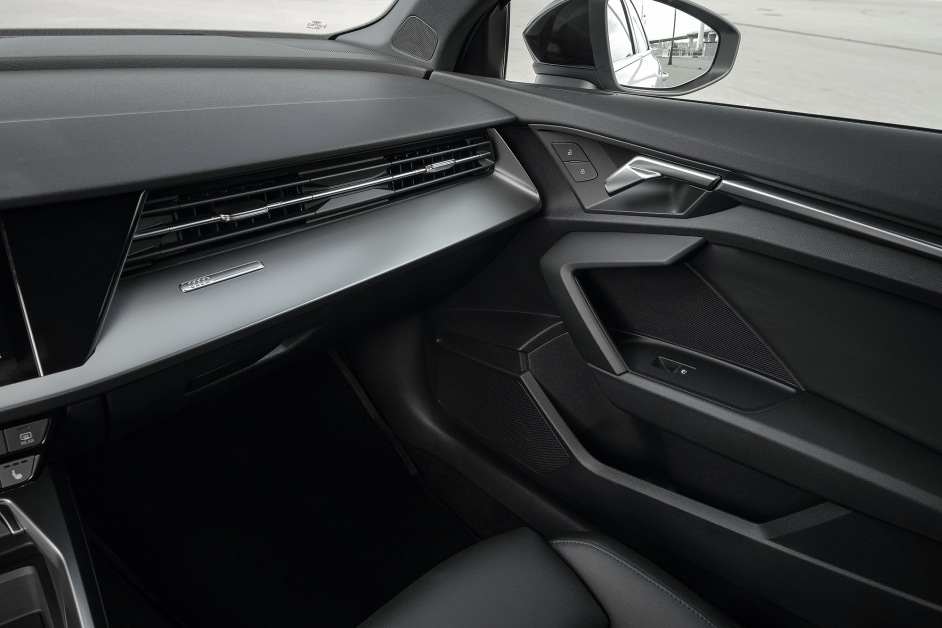 Аренда Audi A3 в Санкт-Петербурге