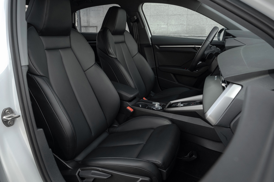 Аренда Audi A3 в Санкт-Петербурге