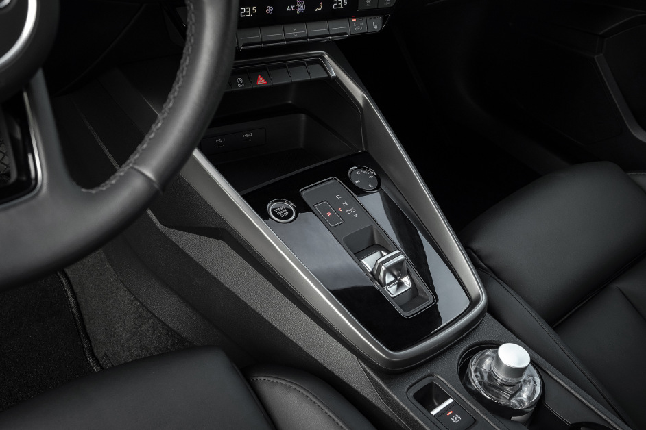 Аренда Audi A3 в Санкт-Петербурге