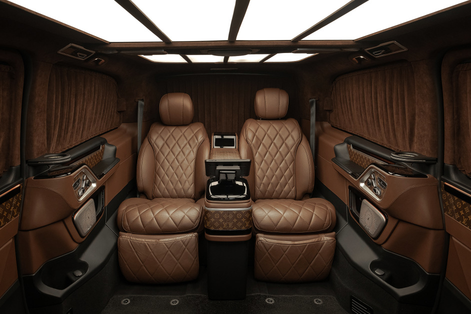 Аренда Mercedes V-class 250d VIP  в Москве