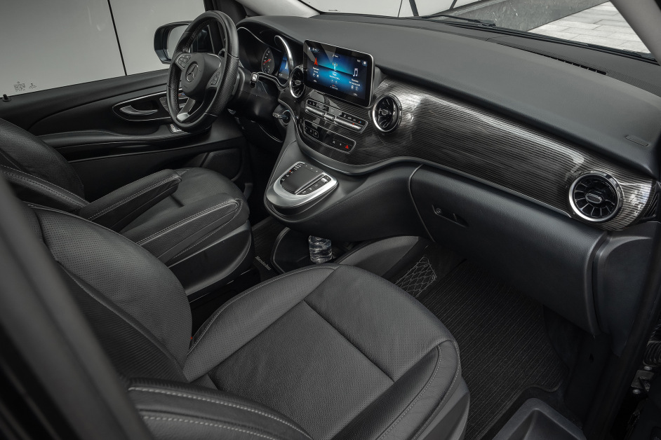 Аренда Mercedes V-class 250d VIP  в Москве