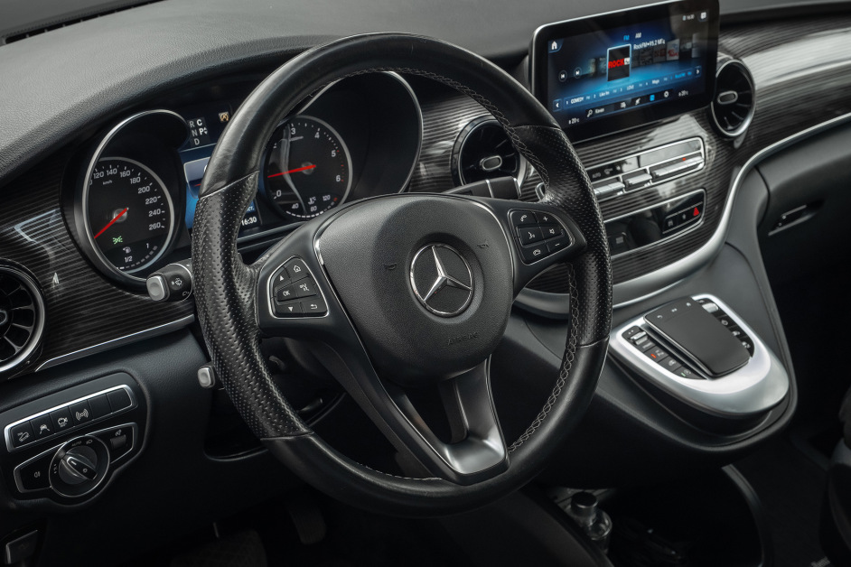 Аренда Mercedes V-class 250d VIP  в Москве