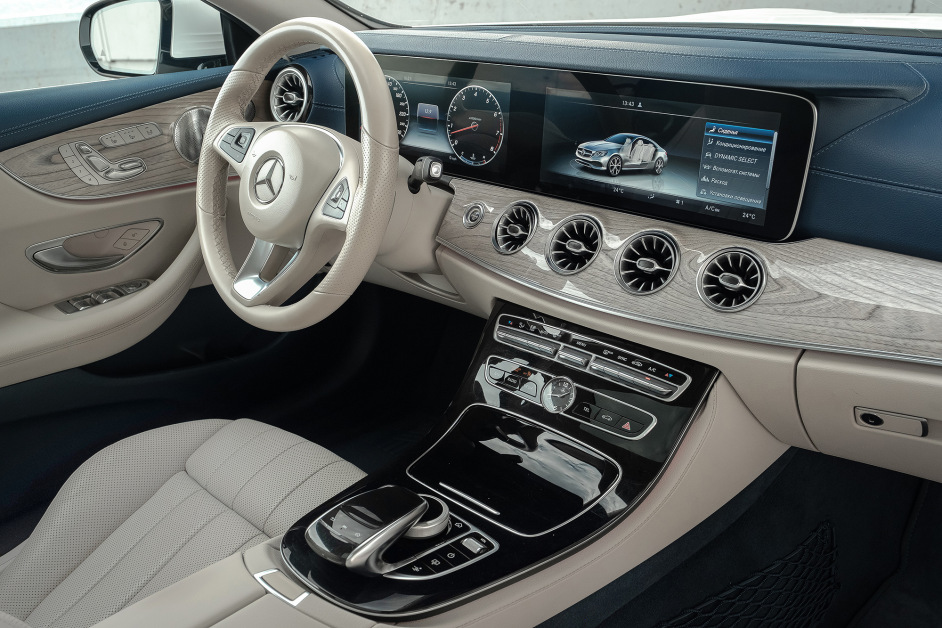 Аренда Mercedes E400  в Санкт-Петербурге