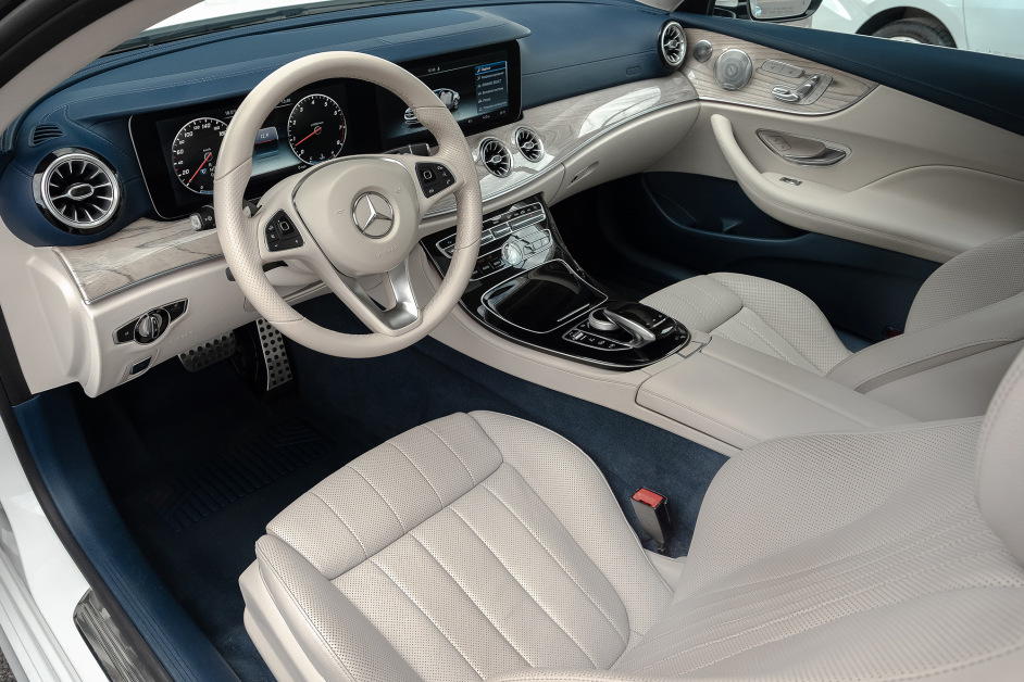 Аренда Mercedes E400  в Санкт-Петербурге