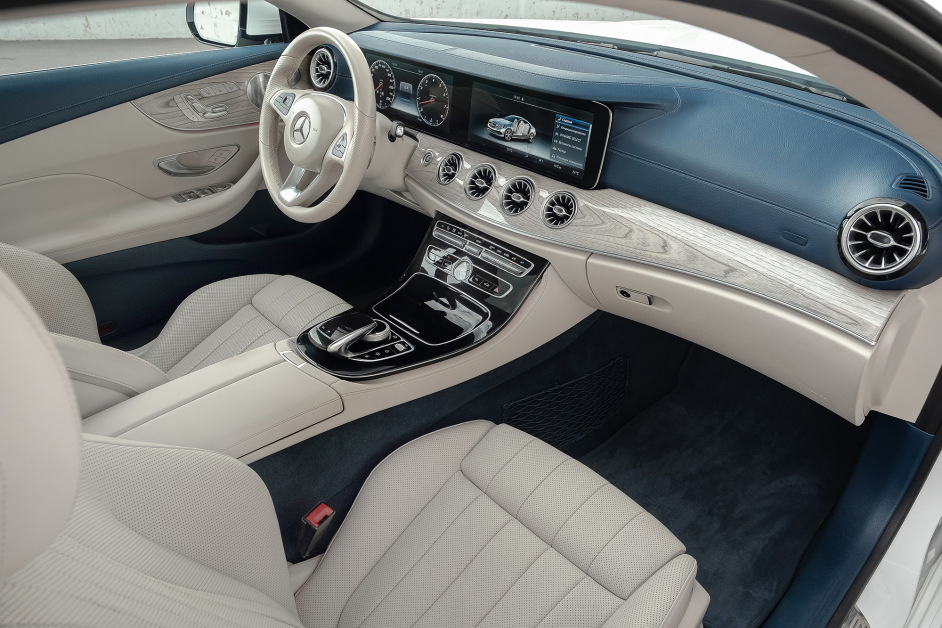 Аренда Mercedes E400  в Санкт-Петербурге