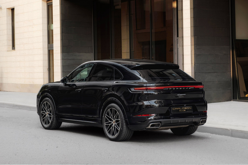 Аренда Porsche Cayenne Coupe в Москве