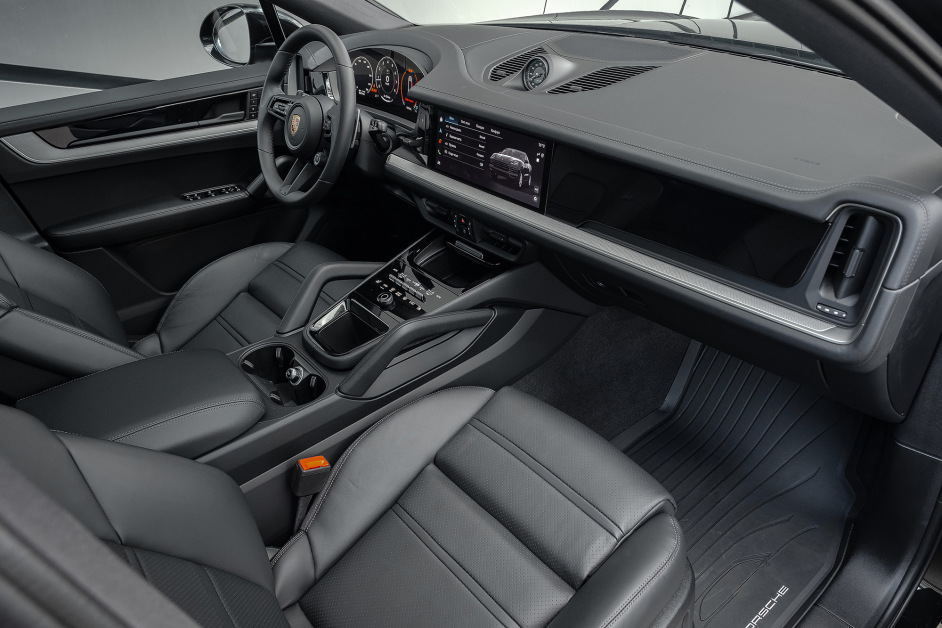 Аренда Porsche Cayenne Coupe в Москве