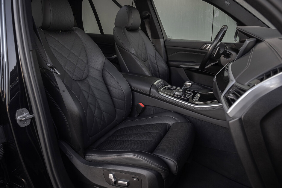 Аренда BMW X5 40i в Москве