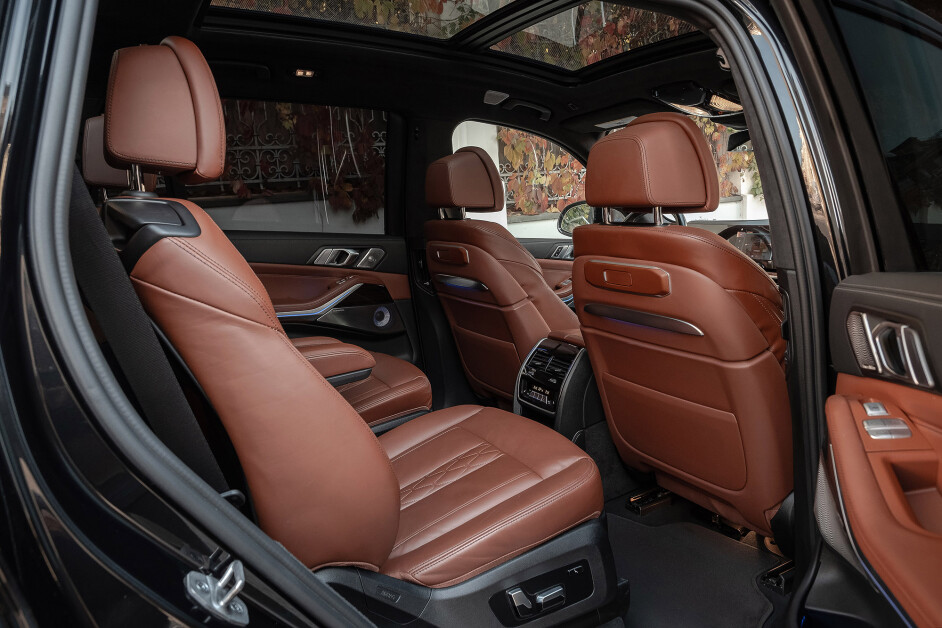 Аренда BMW X7 M60i в Москве